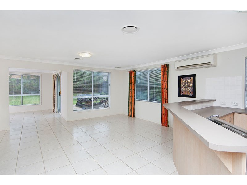 93 Settlement Drive, Wadalba NSW 2259