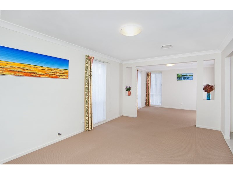 93 Settlement Drive, Wadalba NSW 2259