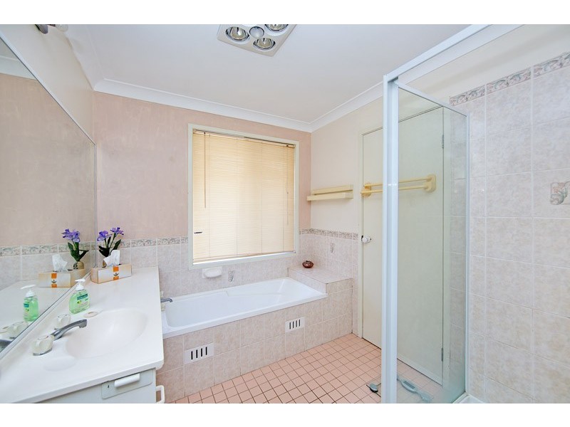 19 Honeysuckle Close, Glenning Valley NSW 2261