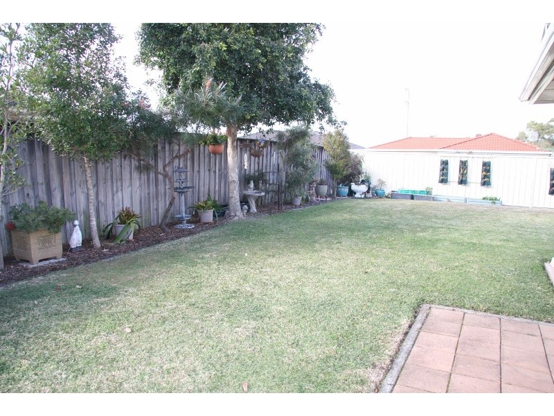 9 Tuscan Place, Blue Haven NSW 2262