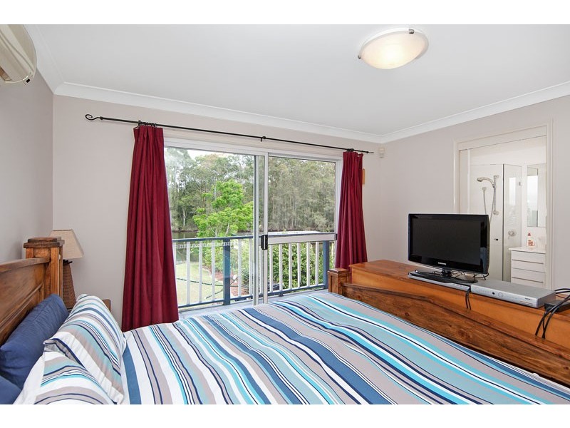 11 Riverview Drive, Wyong NSW 2259