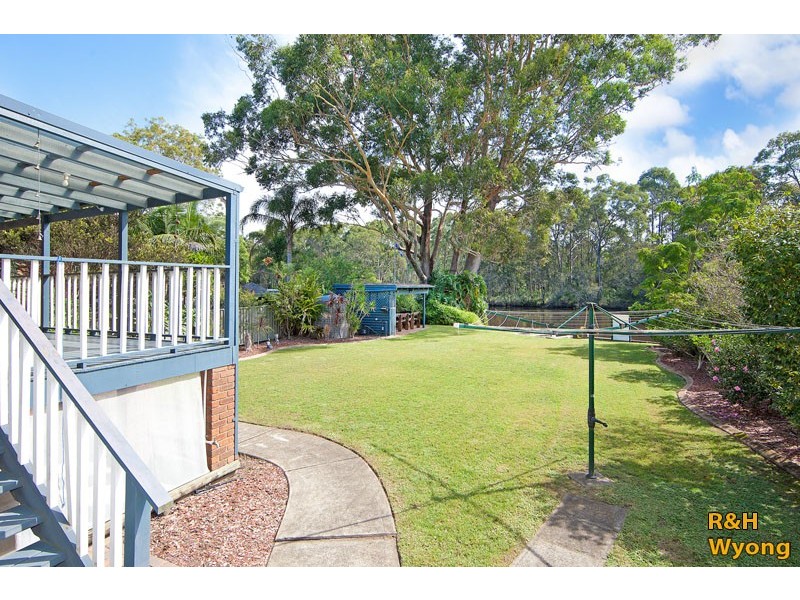 11 Riverview Drive, Wyong NSW 2259