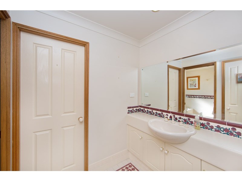 10 Bell Close, Mardi NSW 2259