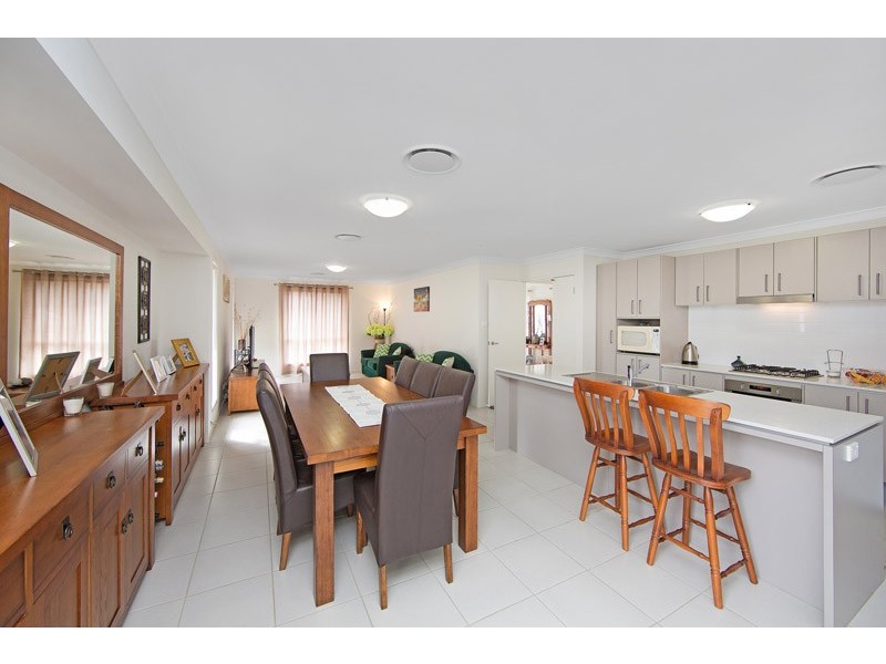 2 Seer Place, Wadalba NSW 2259