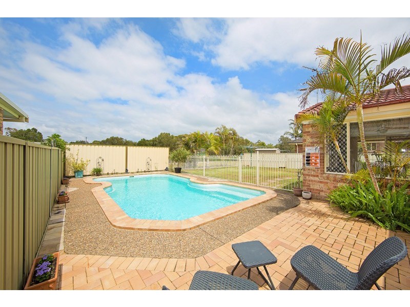 62 Aston Wilde Avenue, Chittaway Bay NSW 2261