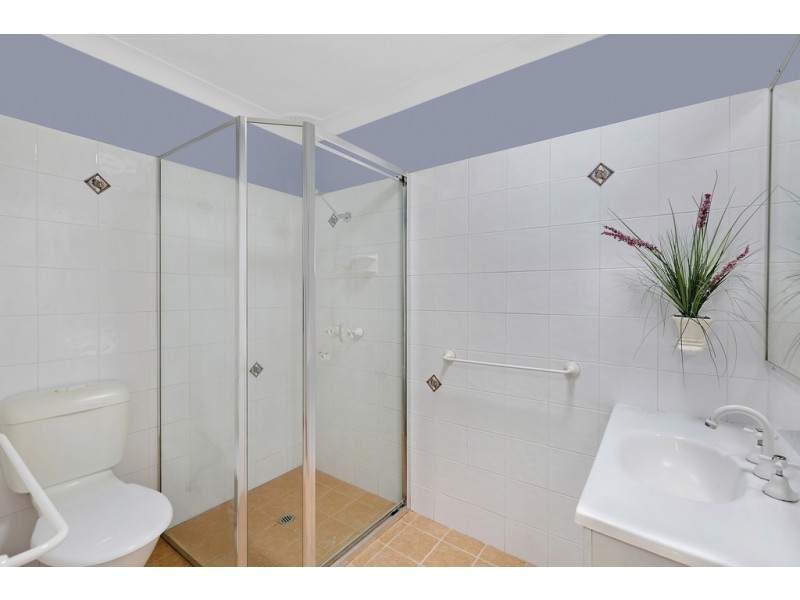 6 Kingfisher  Place, Tumbi Umbi NSW 2261