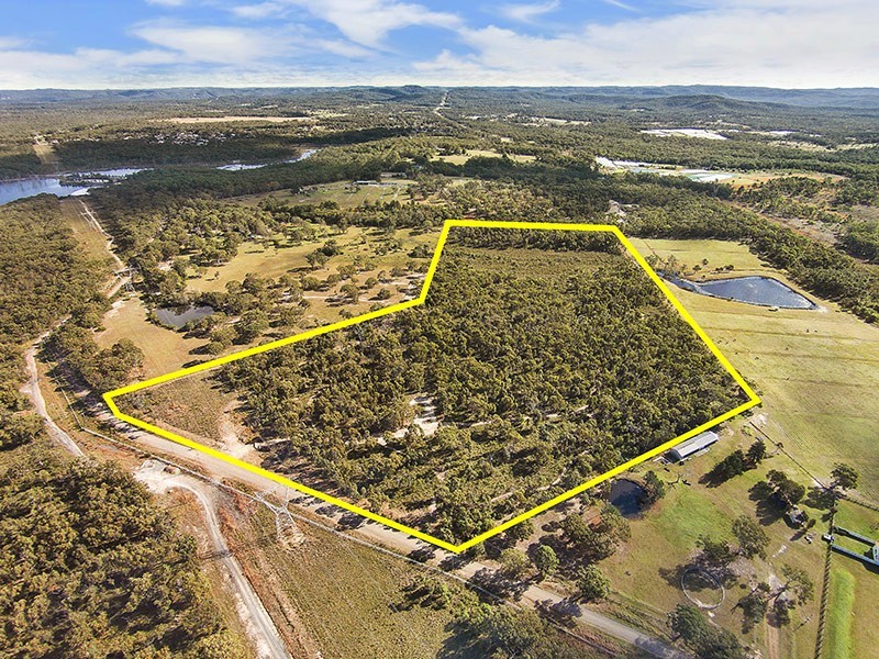 235 Summerhayes Road, Wyee Point NSW 2259