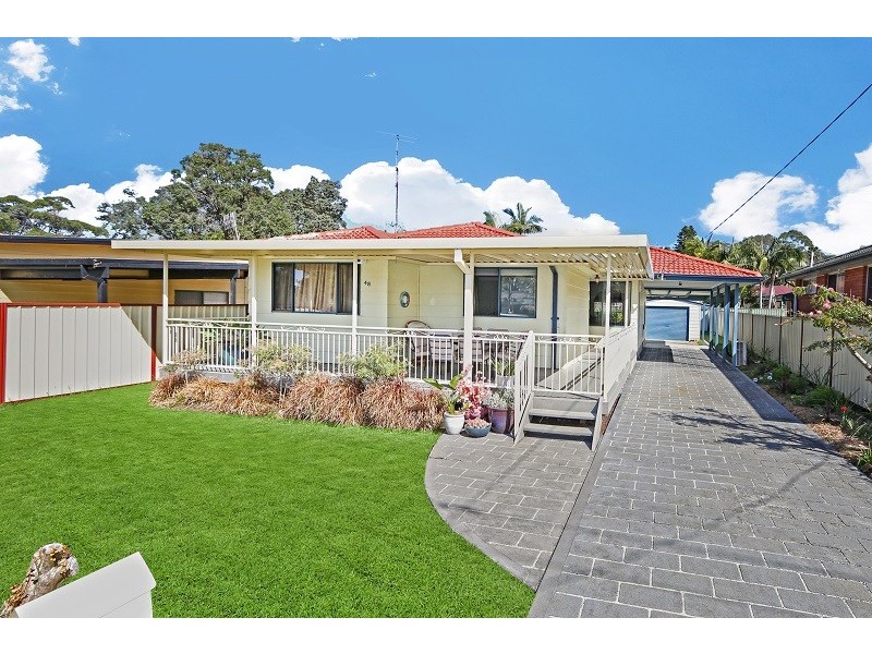 48 Clare Crescent, Berkeley Vale NSW 2261