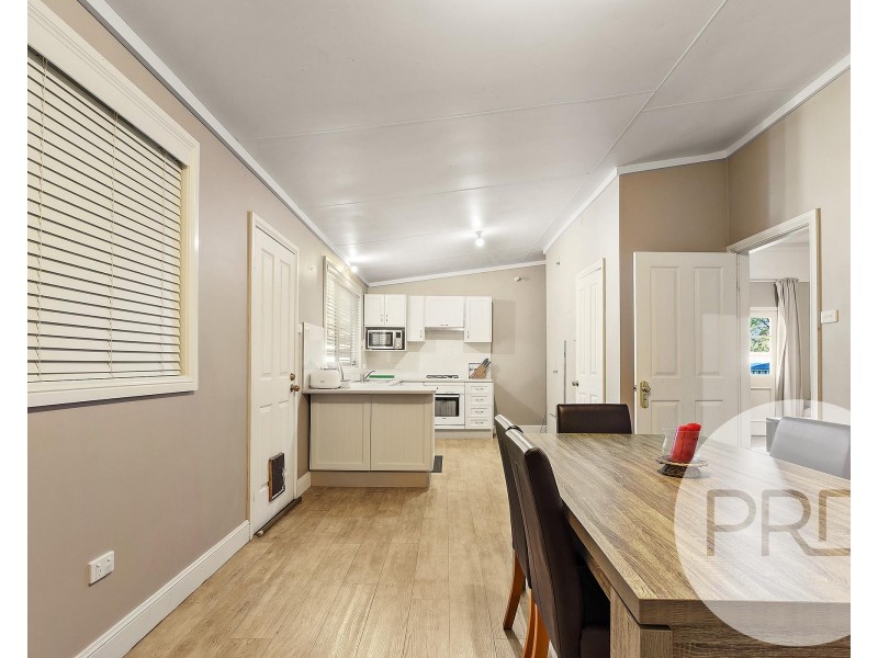 166 Bridge Street, Morisset NSW 2264