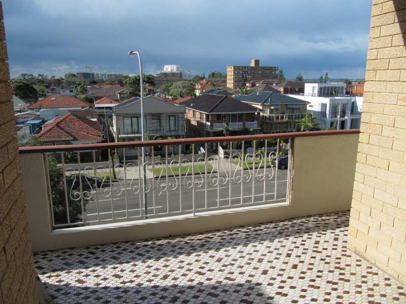 13/219 president ave, Monterey NSW 2217