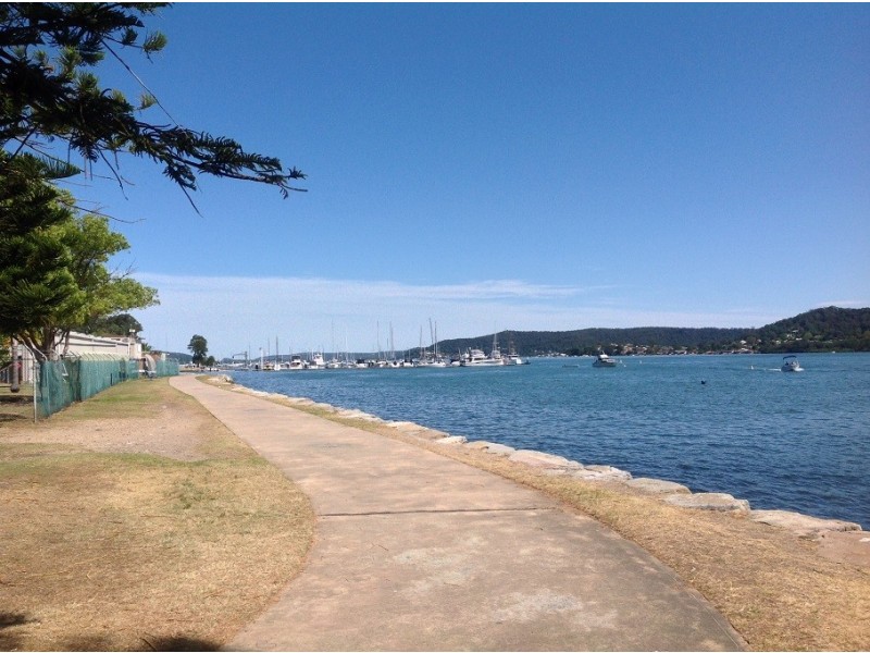 Point Frederick NSW 2250