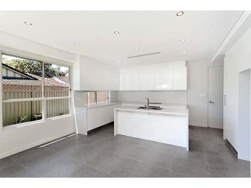 3/16-18 Dianella Street, Caringbah NSW 2229