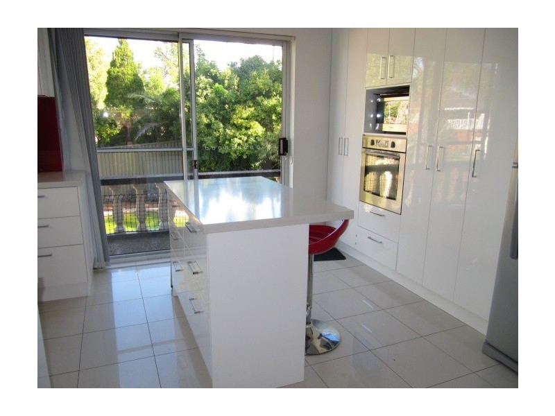 20 Vista Heights Rd, Miranda NSW 2228