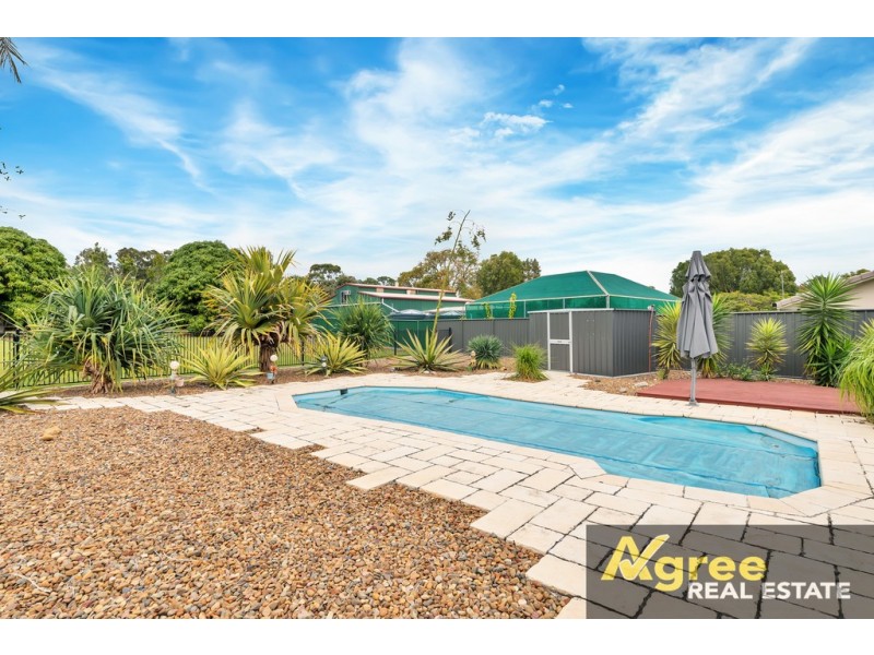 56 Relesah Drive, Ningi QLD 4511