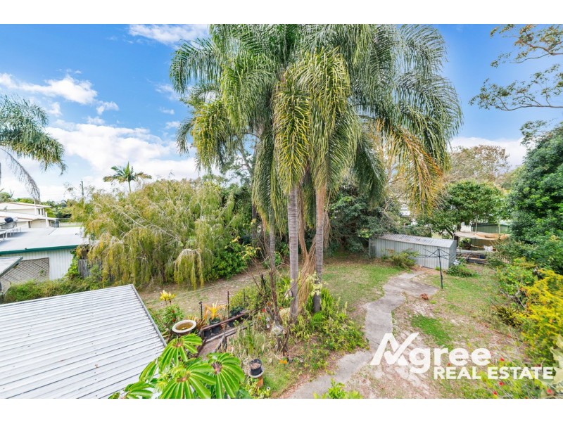 6 Amies Street, Beachmere QLD 4510