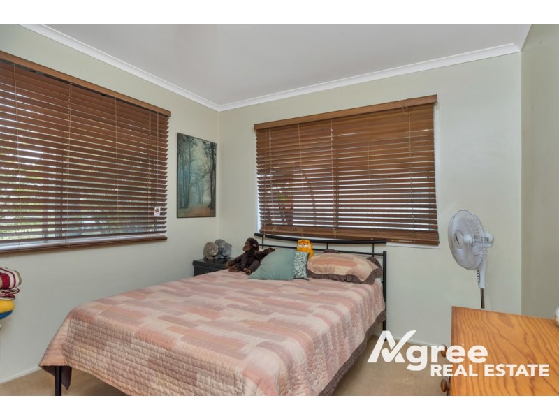6 Amies Street, Beachmere QLD 4510