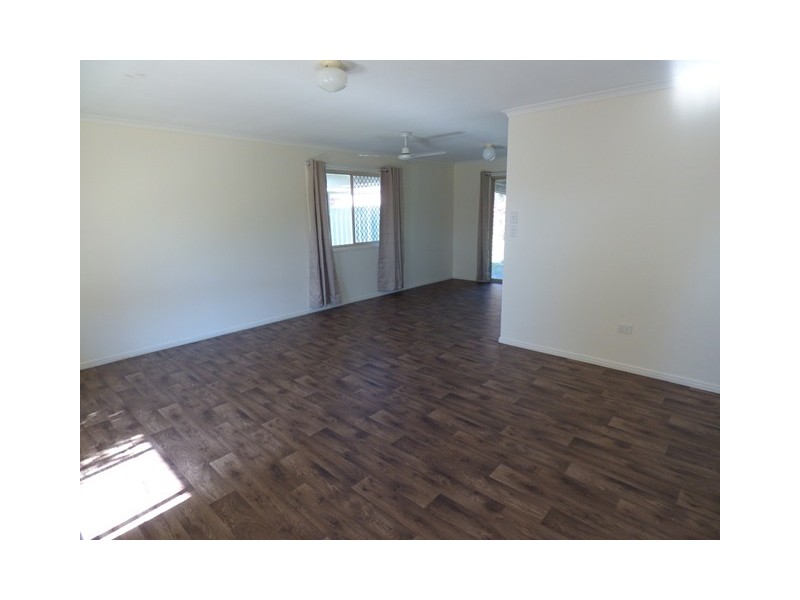 17 Crestwood Crescent, Upper Caboolture QLD 4510