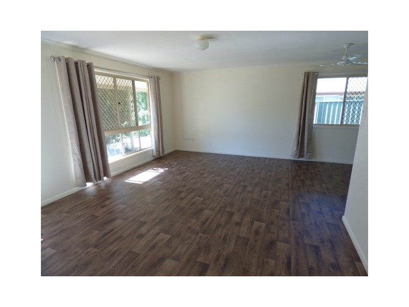 17 Crestwood Crescent, Upper Caboolture QLD 4510