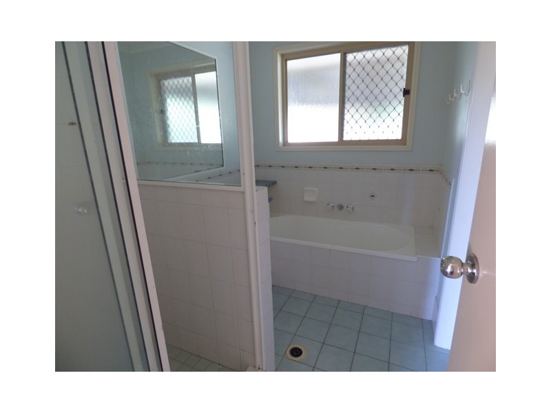 17 Crestwood Crescent, Upper Caboolture QLD 4510