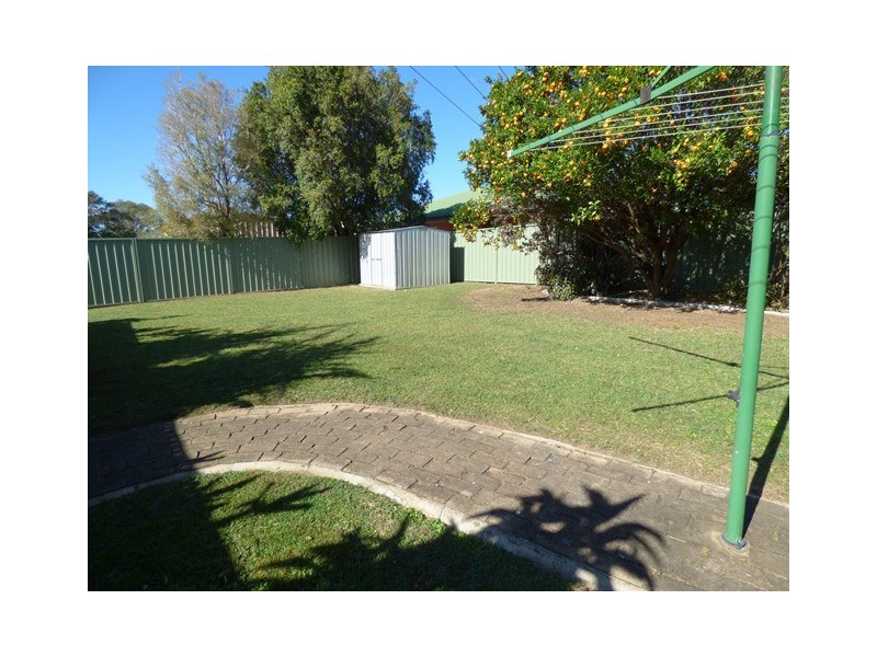 17 Crestwood Crescent, Upper Caboolture QLD 4510