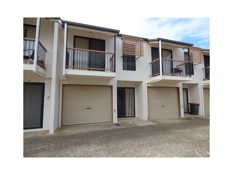 4/17 Lower King Street, Caboolture QLD 4510