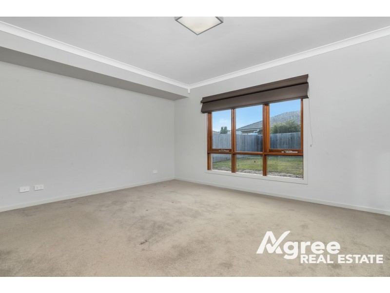 18 Eucalyptus Street, Ningi QLD 4511
