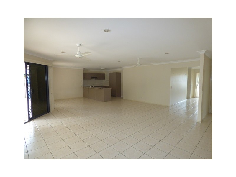 6 Dunwich Street, Sandstone Point QLD 4511