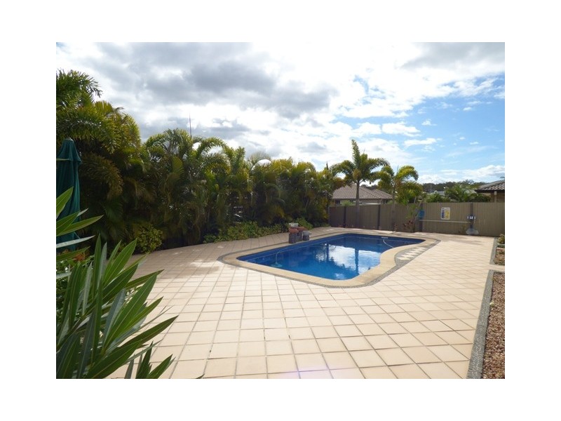 6 Dunwich Street, Sandstone Point QLD 4511