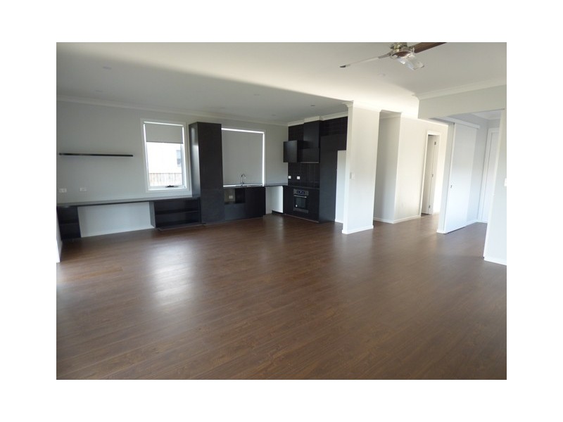 12 Bora Street, Ningi QLD 4511