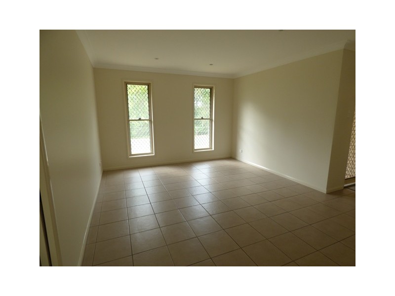 2 Sellens Court, Ningi QLD 4511