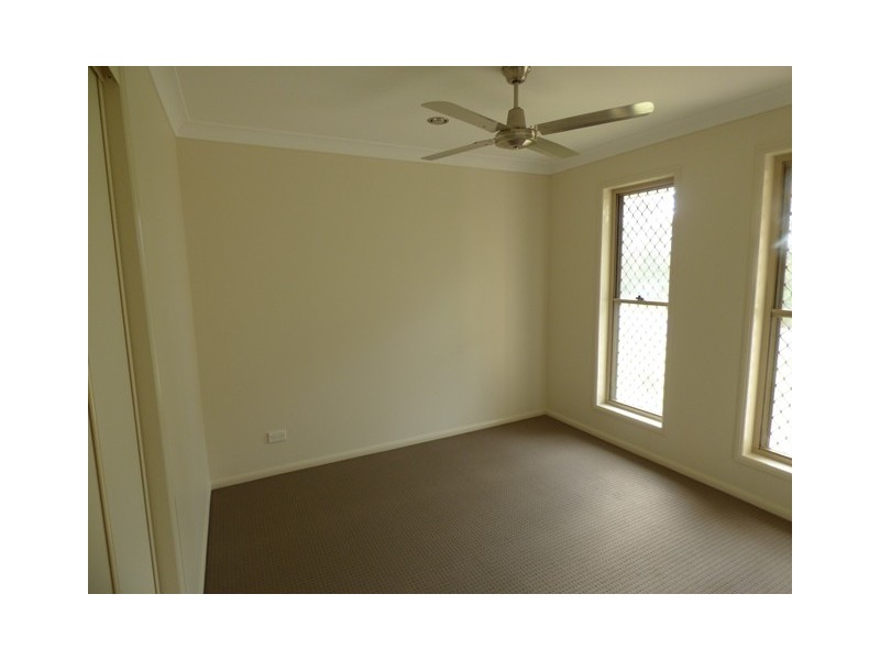 2 Sellens Court, Ningi QLD 4511