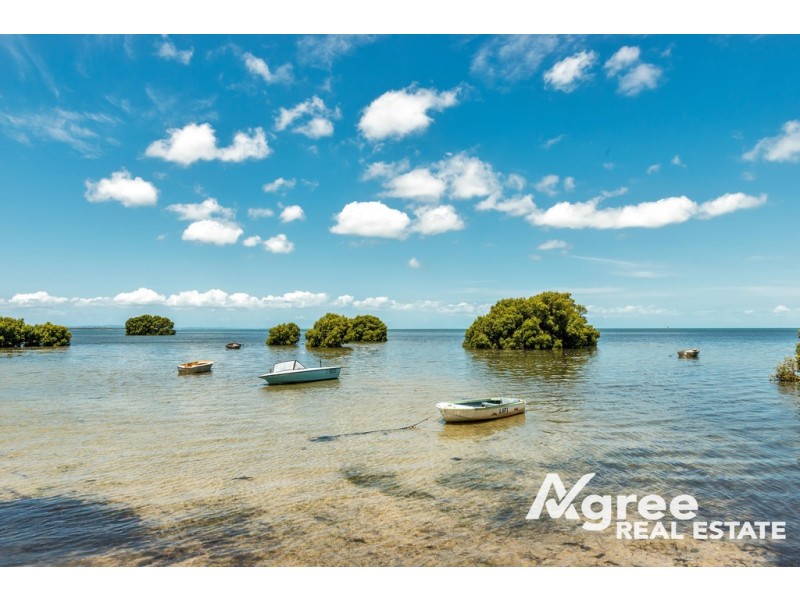 27 Esplanade, Godwin Beach QLD 4511
