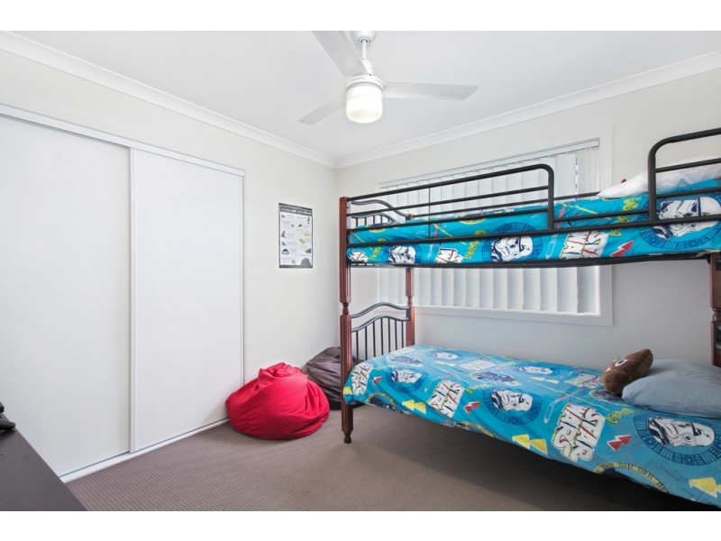 24 Broadleaf Place, Ningi QLD 4511