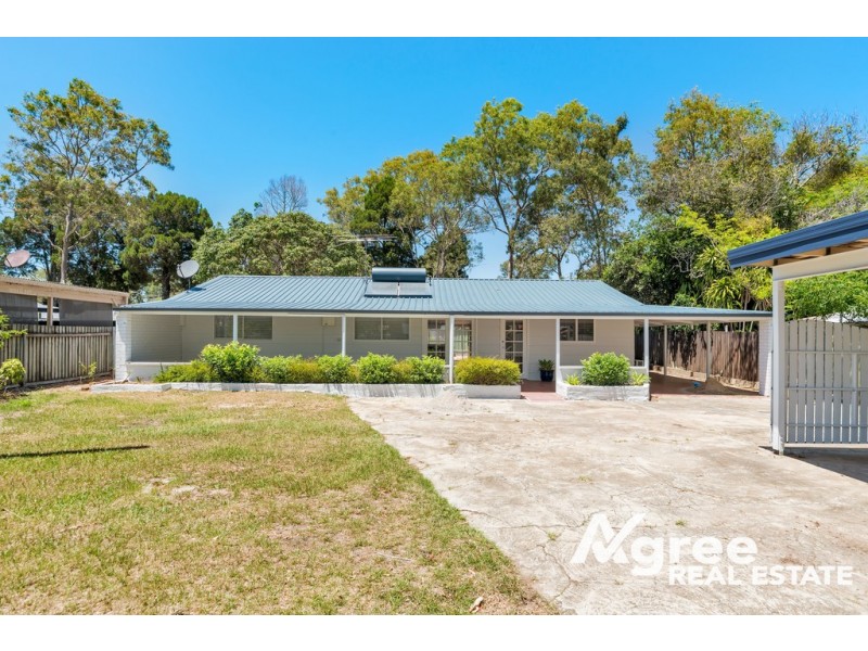 871 Beachmere Road, Beachmere QLD 4510