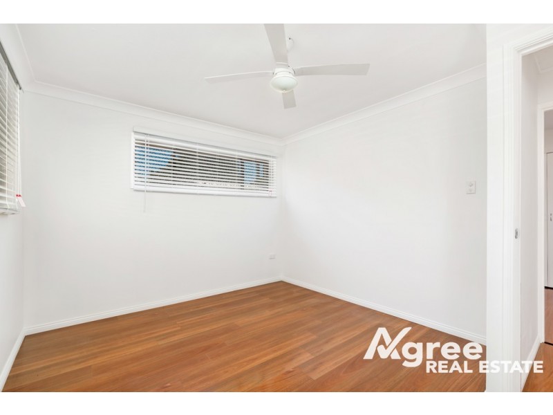 871 Beachmere Road, Beachmere QLD 4510