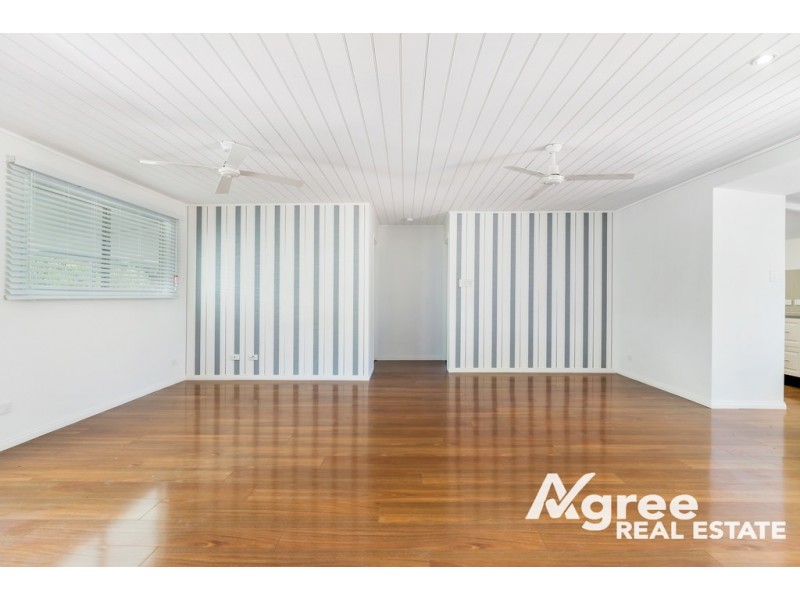 871 Beachmere Road, Beachmere QLD 4510