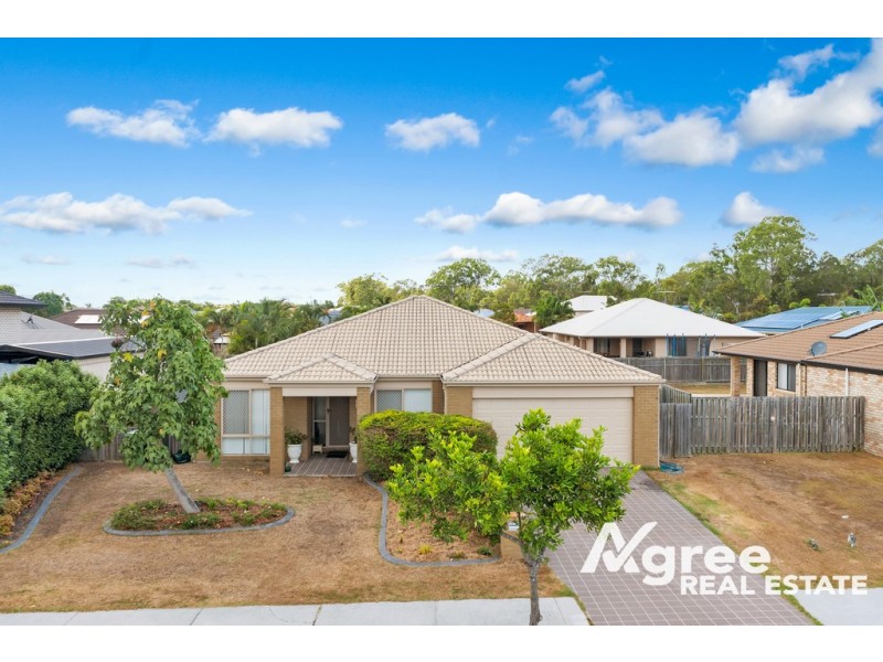 305 Bestmann Road, Sandstone Point QLD 4511
