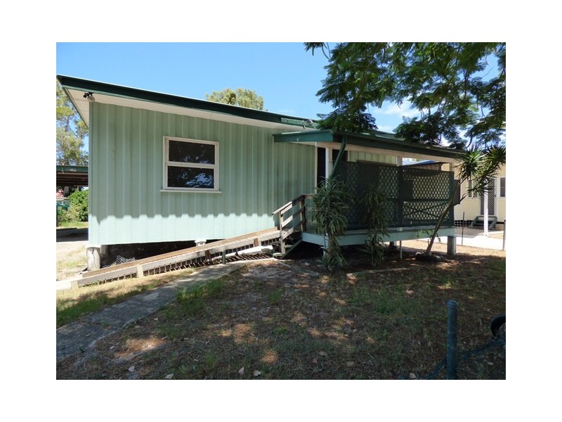 4 Lalroy Street, Beachmere QLD 4510