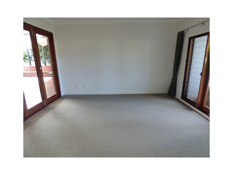 6 Riverstone Street, Ningi QLD 4511