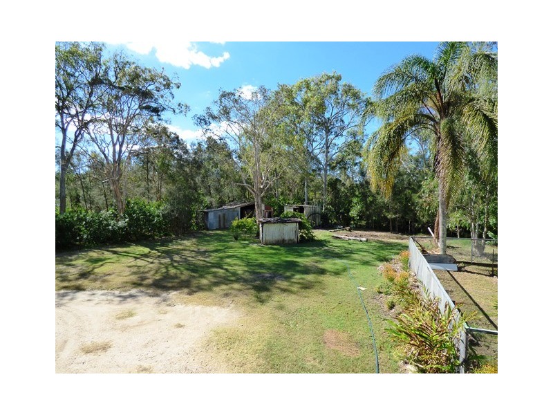 274 Bishop Road, Beachmere QLD 4510