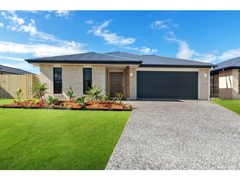 14 Grasstree Place, Ningi QLD 4511