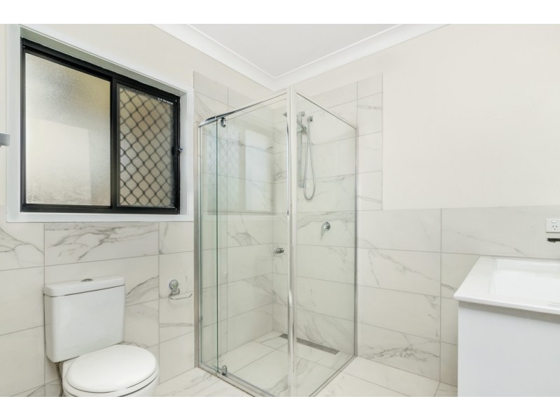 14 Grasstree Place, Ningi QLD 4511