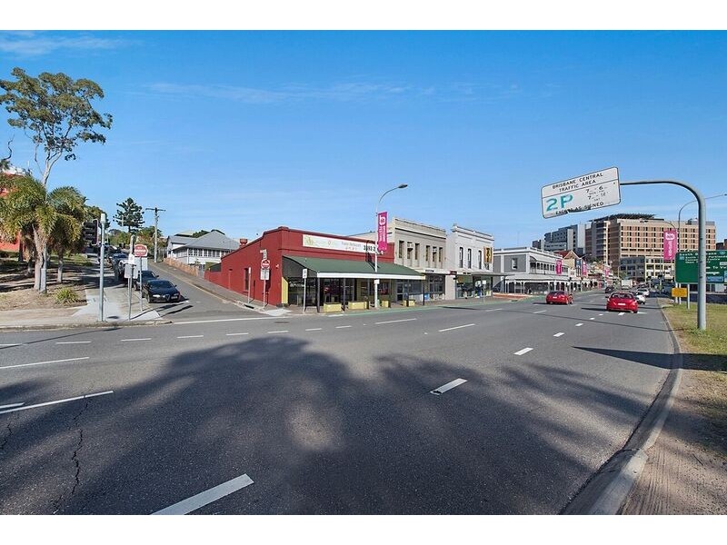 667 Stanley Street, Woolloongabba QLD 4102