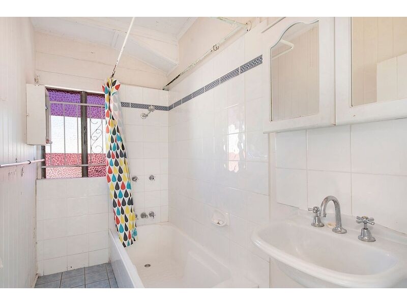 667 Stanley Street, Woolloongabba QLD 4102