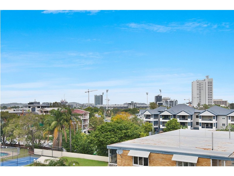 16/75 Thorn Street, Kangaroo Point QLD 4169