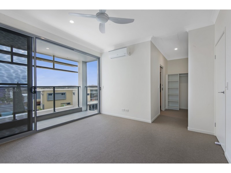 16/3400 Panorama Drive, Carrara QLD 4211