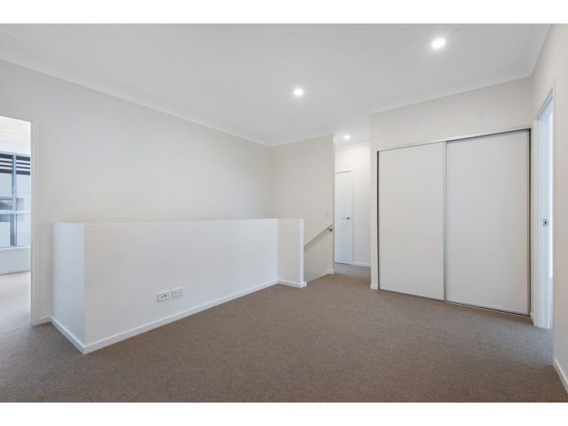 16/3400 Panorama Drive, Carrara QLD 4211