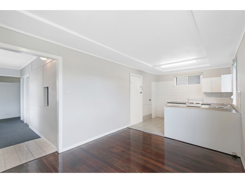 10 Ralph Street, Clontarf QLD 4019