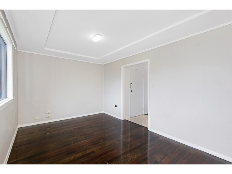 10 Ralph Street, Clontarf QLD 4019