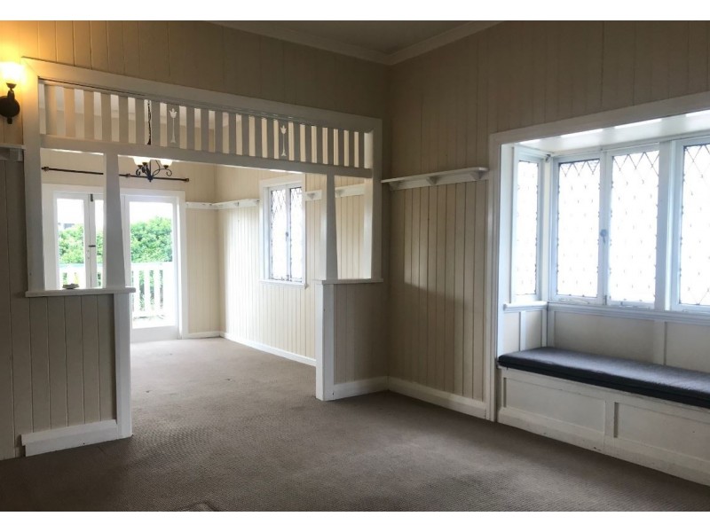 5 Crescent Road, Hamilton QLD 4007